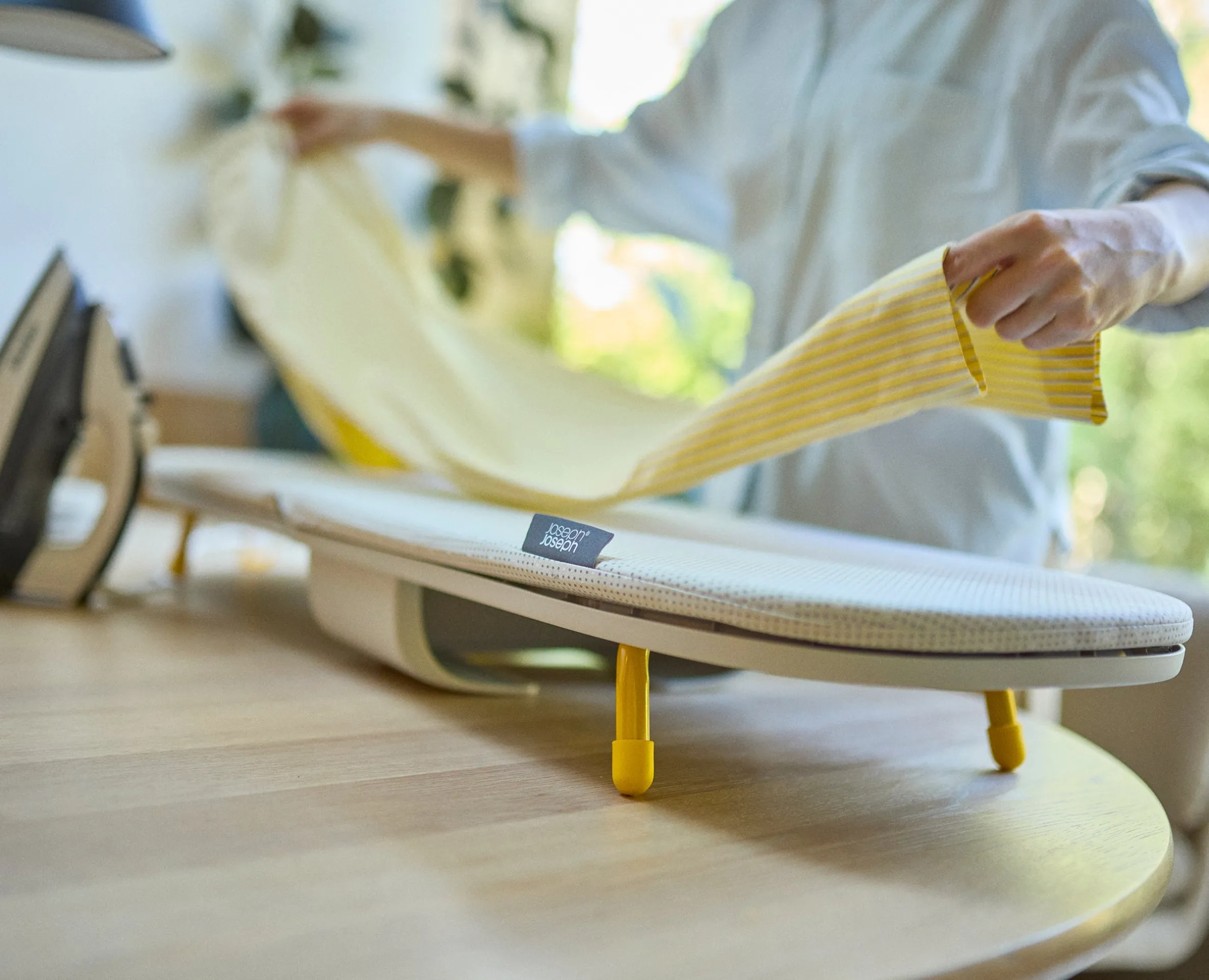 Grande Planche à Repasser de Table Pliante 110cm Écru Pocket Max