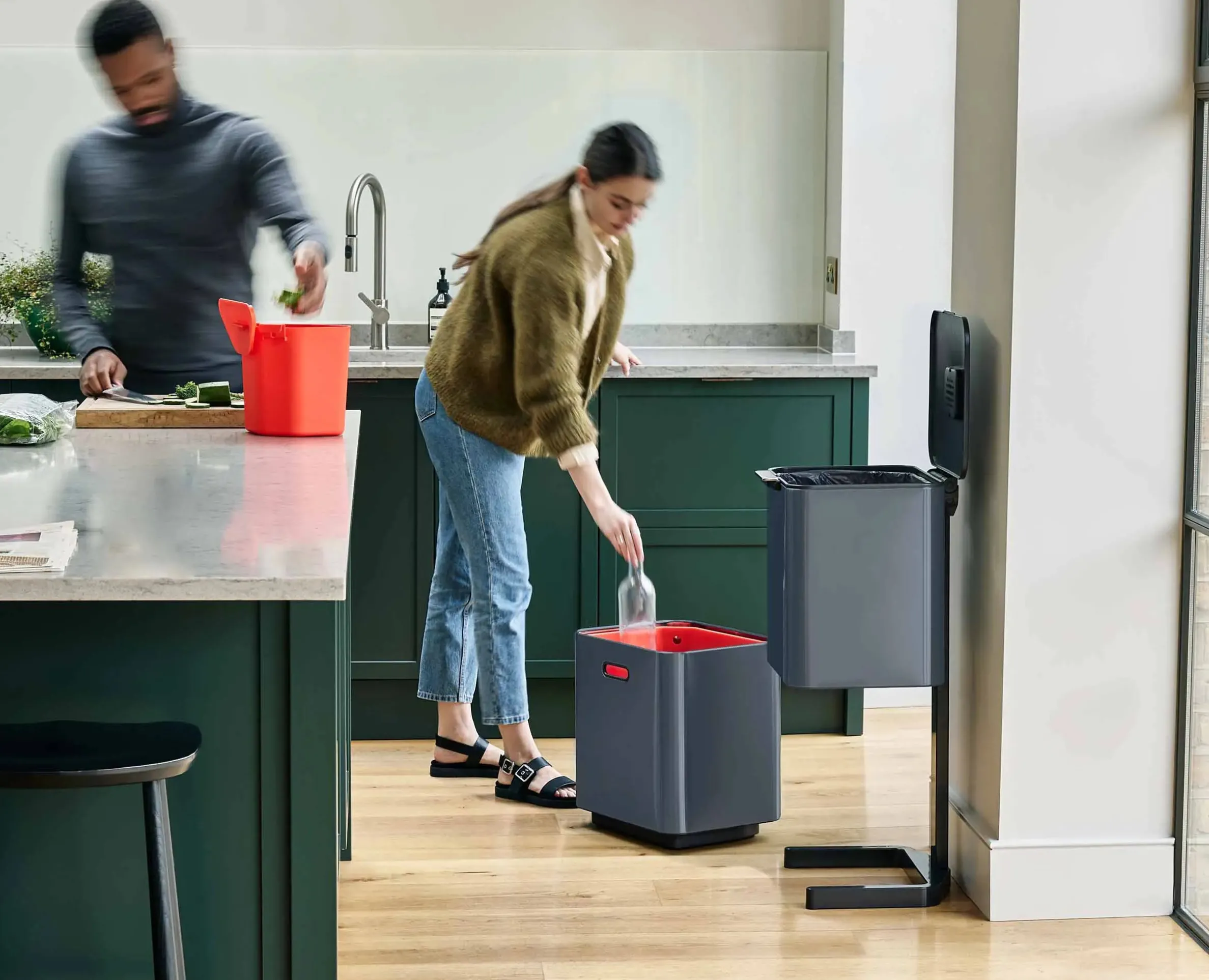 Kit de démarrage poubelle de tri sélectif grise Totem Max 60L