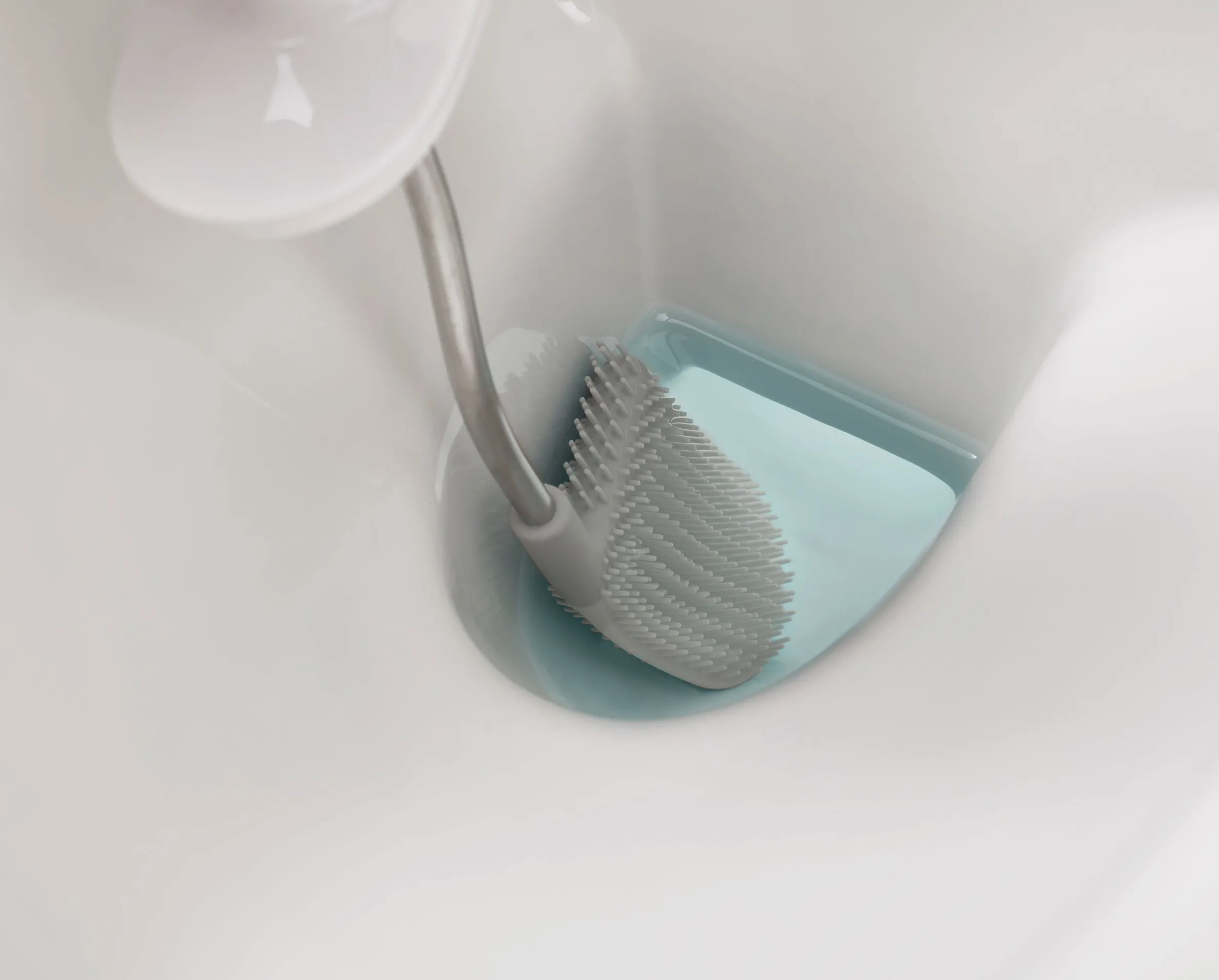 Lot de 2 Brosses de Toilettes Flex™ Grises