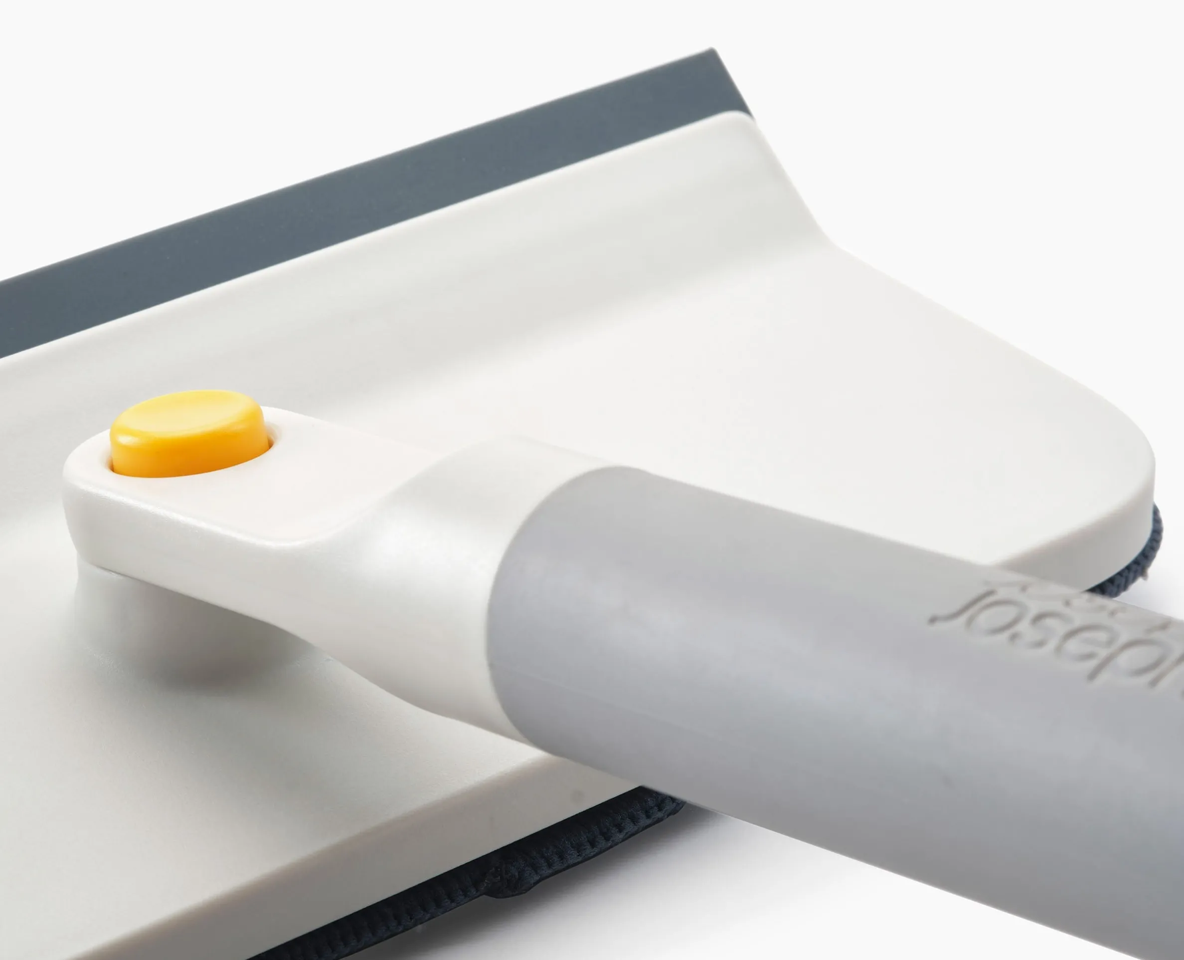 Outil de Nettoyage de Vitres 2-en-1 avec Manche Télescopique CleanTech™