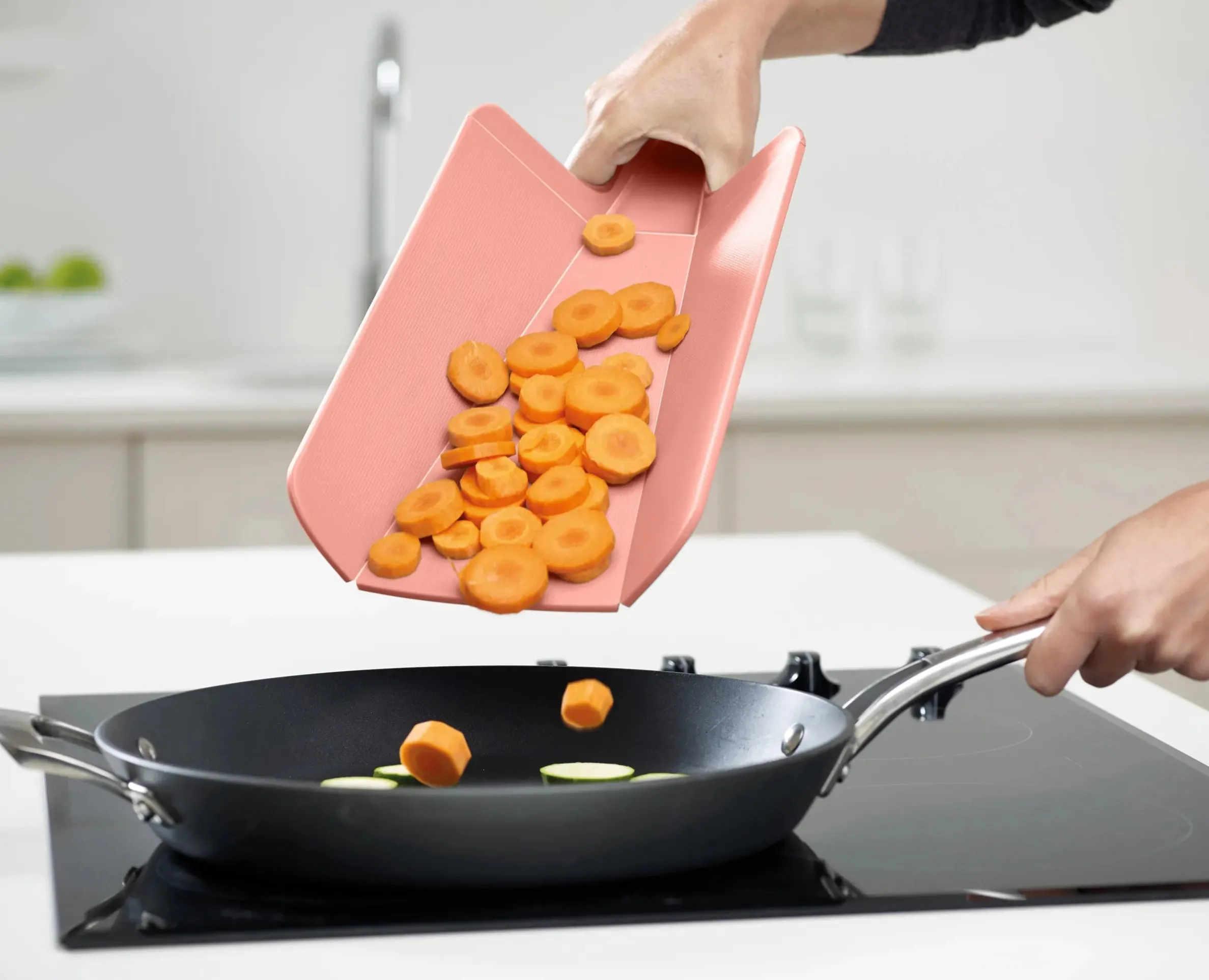 Planche à Découper Pliable Rouge Chop2Pot™