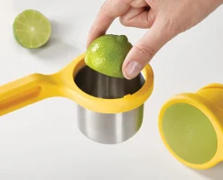 Presse-Citron à Pression Facile Jaune Helix