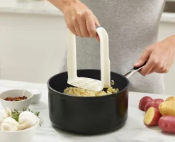 Presse-Purée Ergonomique Blanc Easy-Mash™