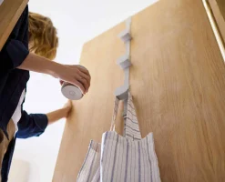 Rangement de Sacs à Main à Suspendre sur une Porte Orderly™